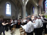 Le choeur sous la direction de Marjolaine Reymond